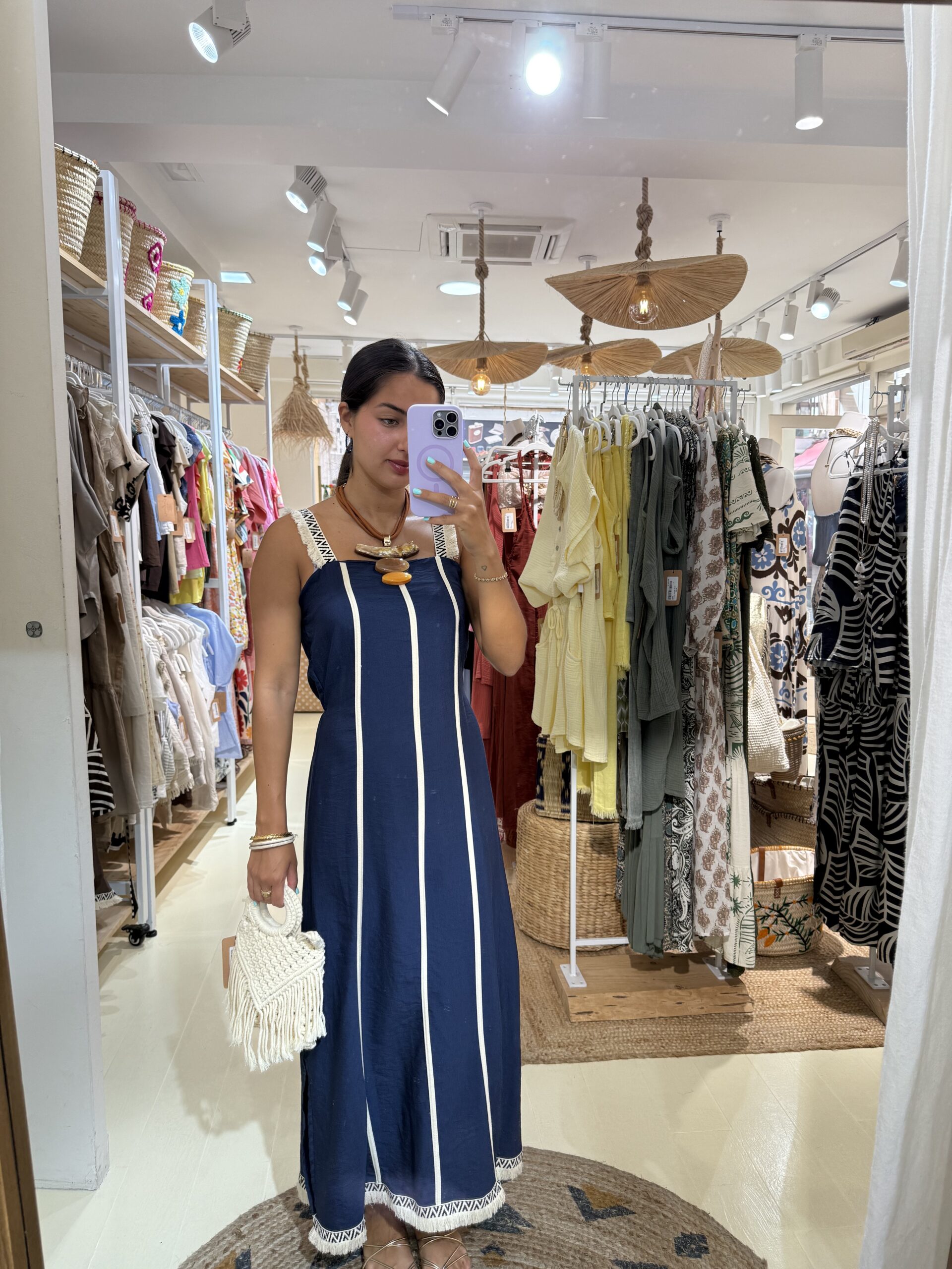 ACCESORIOS MUJER LLORET DE MAR BOLSO CALMALLORET CALMA FLORES CAPAZO ESTRELLA DE MAR MARGARITAS MINI TOTE BAG JOYERÍA BISUTERÍA ANILLOS COLLARES PULSERAS PENDIENTES CONJUNTO CONJUNTOS COLORES MODA FEMENINA ROPA MEDITERRANEO MUJER CHICA JUVENIL SEÑORA